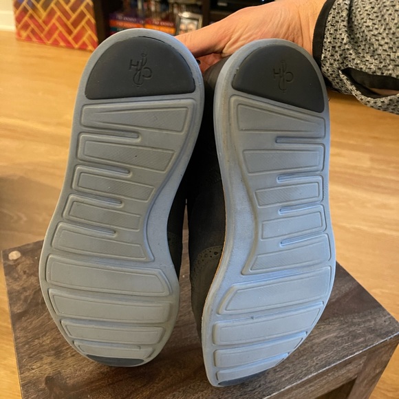 Cole Haan Wingtip - Picture 3 of 3